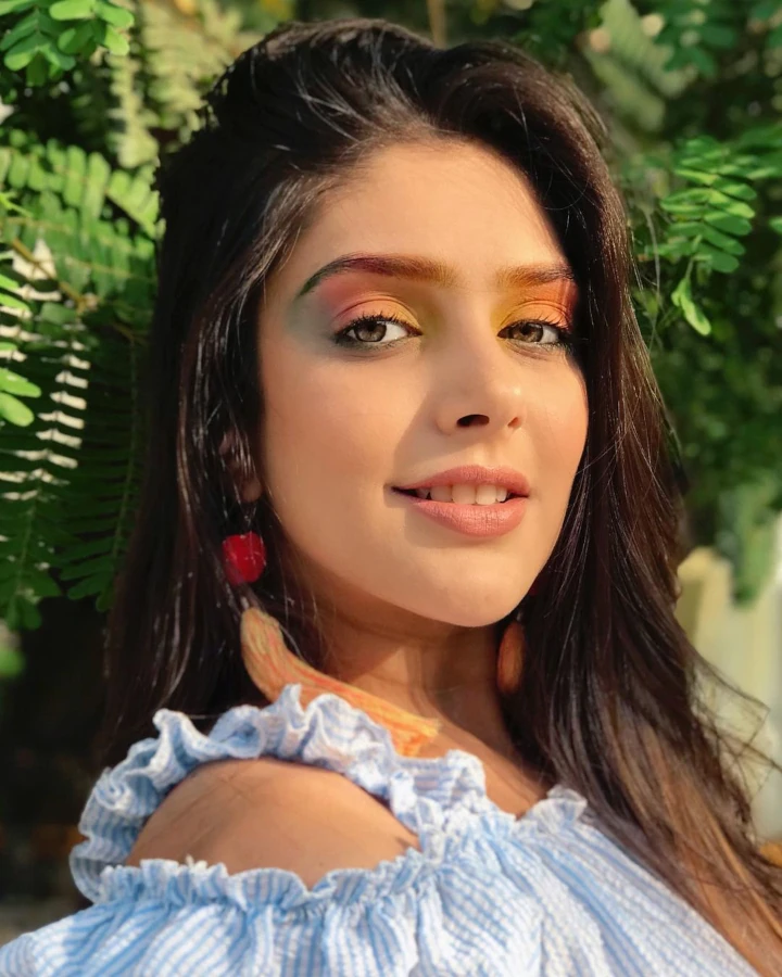 Ishita Chauhan is a Gorgeous Indian Actress & a Beautiful Model