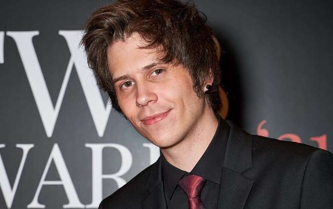 El Rubius Biography, Age, Family, Height, Girlfriend, Net Worth, Career, Facts