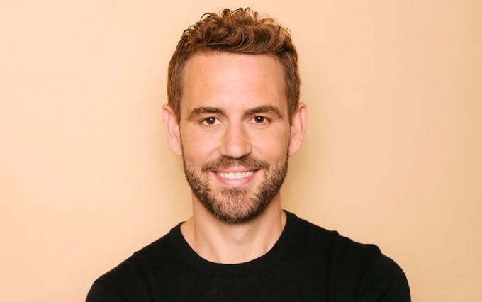 Nick Viall Biography, Wiki, Height, Family, Girlfriend, Bachelor, Facts